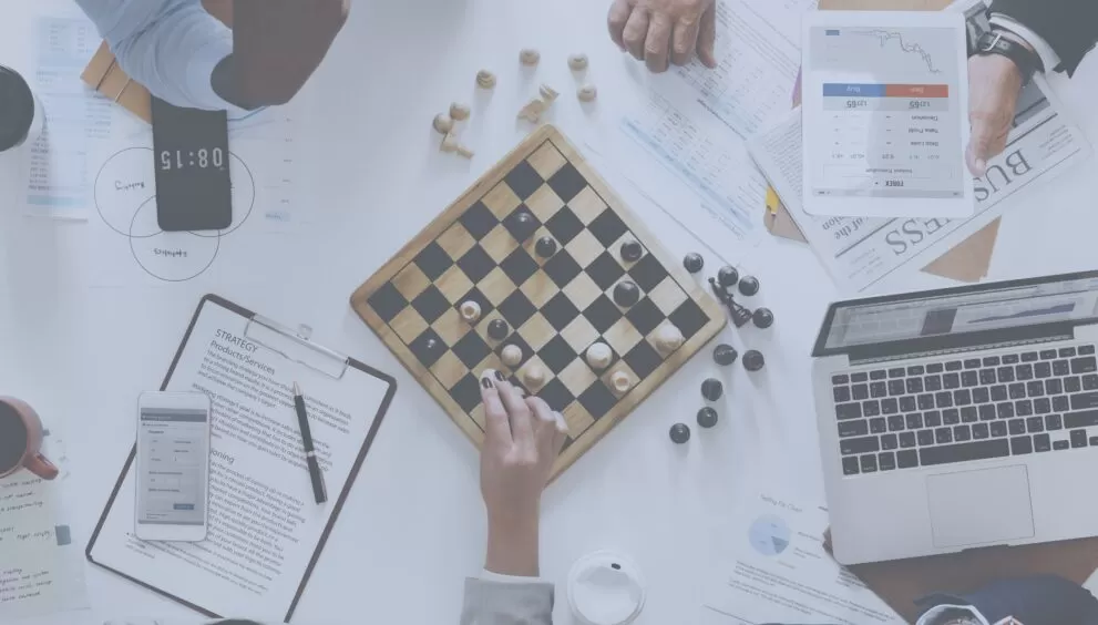 Investimentos estratégicos: Conheça os conceitos, variedades e a construção 19 chess game business strategy concept 2